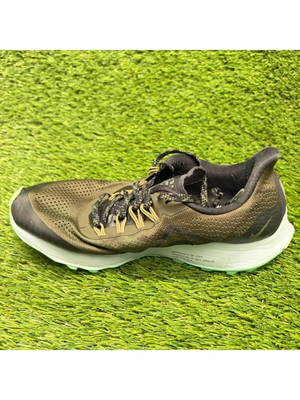 Nike Air Zoom Pegasus 36 Womens Size 7 Green Athletic Running Shoes Sneakers